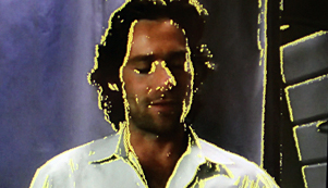 Peaking Filter with Yellow Highlights